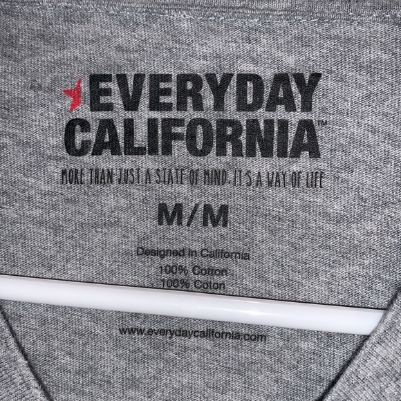 Everyday California T Shirt - Picture 3 of 4